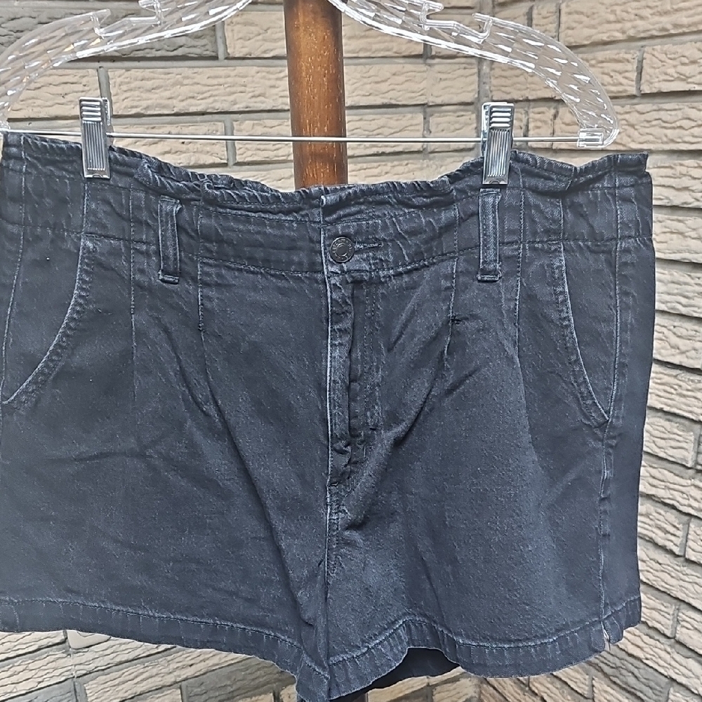American Eagle Ladies Shorts Sz 14 Black Denim